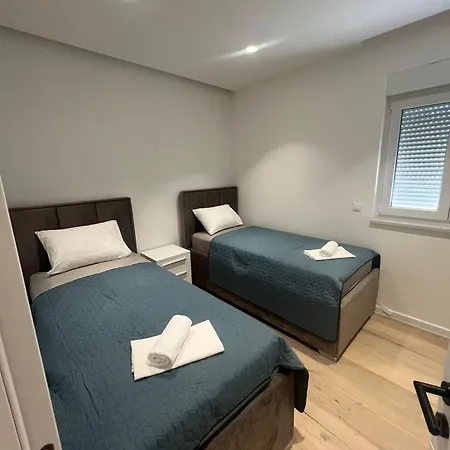Nadine Apartment Makarska